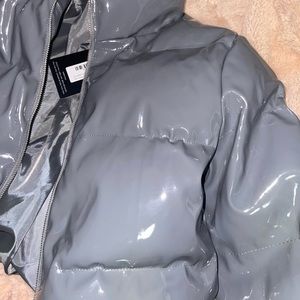 BRAND NEW GREY PUFFER !!